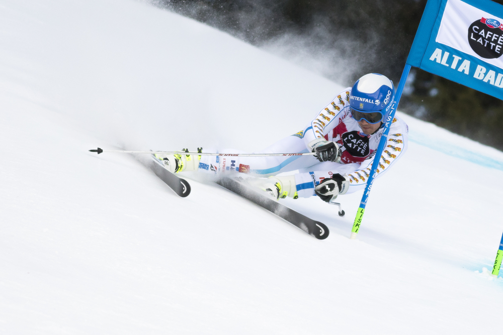 21-22ミズノGSワンピース特集。基礎スキーの大会でアルペン選手が上位な理由　他
